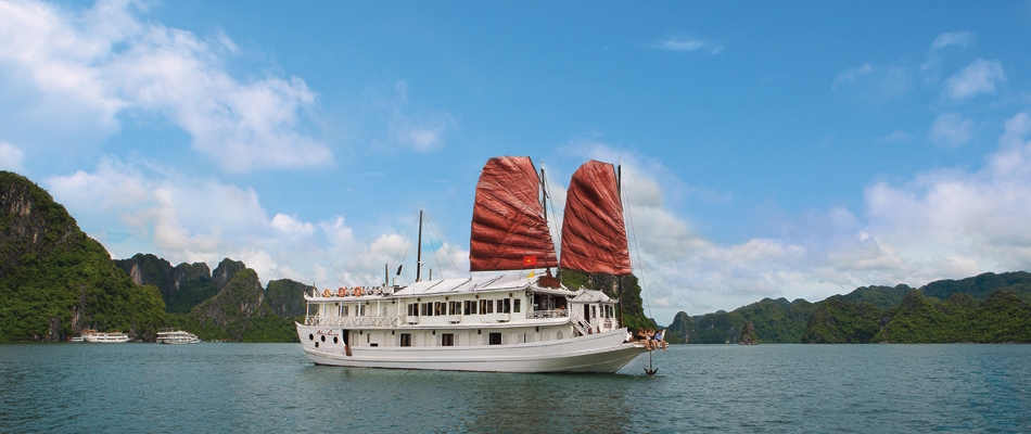 budget cruise halong